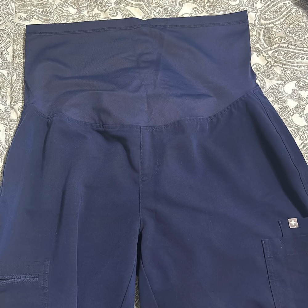 Figs Maternity Skinny Scrub Pants